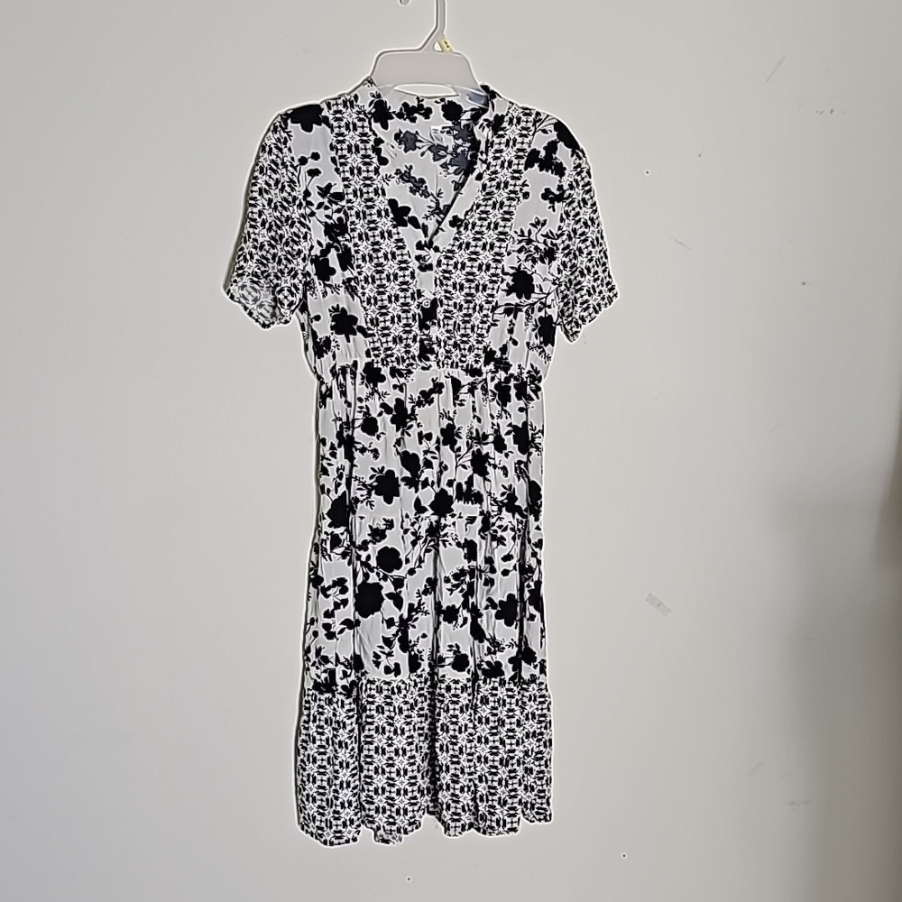 Lapis Black & White Floral Short Sleeve Dress Size L